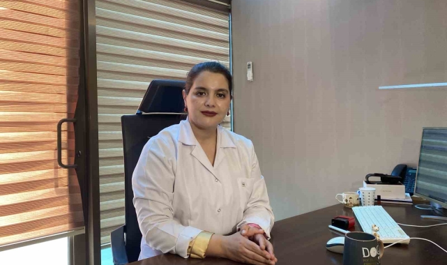 Çocuklarda makyaj çılgınlığına dikkat: "3'lü yaşlarda dahi kullanıldığını görüyoruz"