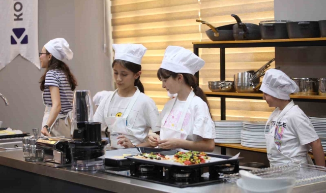 Çölyak hastası çocuklar aşçı oldu, glutensiz yemeklerini kendi hazırladı