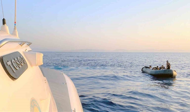 Datça'da Yunanistan'ın geri ittiği 21 düzensiz göçmen kurtarıldı