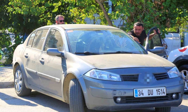 Denizli'de tartıştığı kişinin arabasını aldı, Antalya'ya getirip park etti