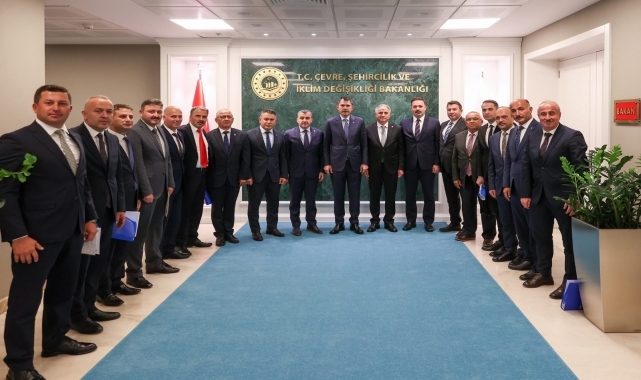 Devrek Belediye Başkanı Ulupınar, Bakan Kurum'u ziyaret etti