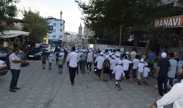Dicle'de 'Hayat Namazla Güzeldir' etkinliği düzenlendi