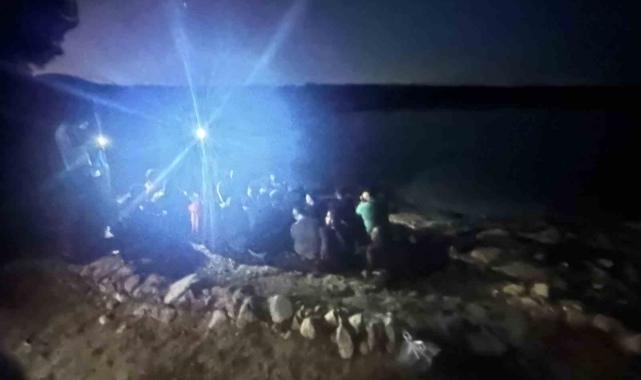 Didim'de 19 düzensiz göçmen, 2 organizatör yakalandı