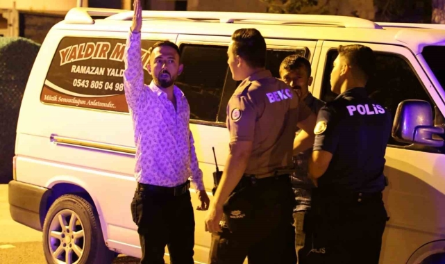 Direksiyon başında alkollü yakalanan müzisyen: "Zaten meşhurum çek"