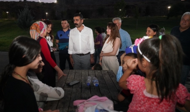 Diyarbakır'da halk çevre temizliği için bilinçlendiriliyor