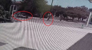 Diyarbakır'da yolun karşısına geçmek isteyen çocuğa otomobil çarptı