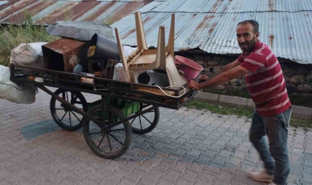 Diyarbakır&#039;dan Varto&#039;ya hurda toplamaya geldi