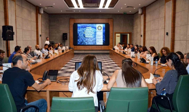 Diyarbakır'ın turizm potansiyelinin ortaya çıkarılması için toplantı düzenlendi