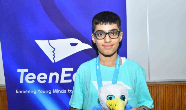 Diyarbakırlı öğrenciden Londra'da büyük başarı