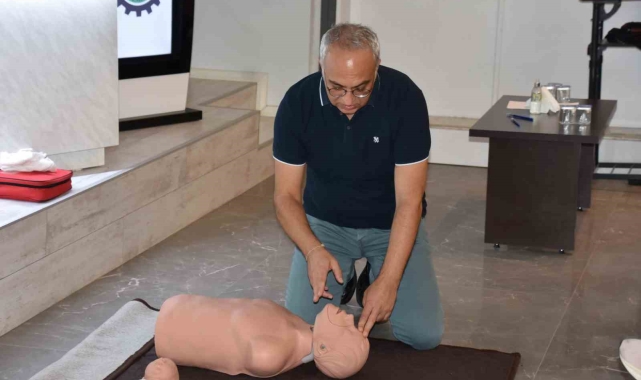 DOSTEM'de temel ilk yardım eğitimleri tüm hızıyla sürüyor