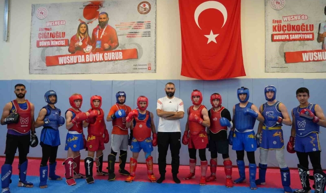 Dünya şampiyonası hazırlıklarına devam eden genç wushucuların parolası altın madalya
