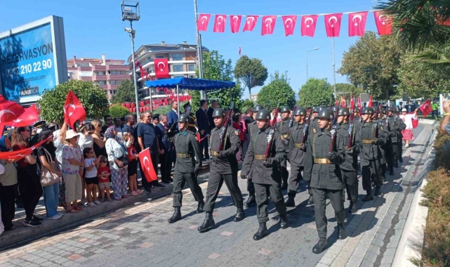 Edremit'te 30 Ağustos Zafer Bayramının 102. yıl dönümü törenlerle kutlandı