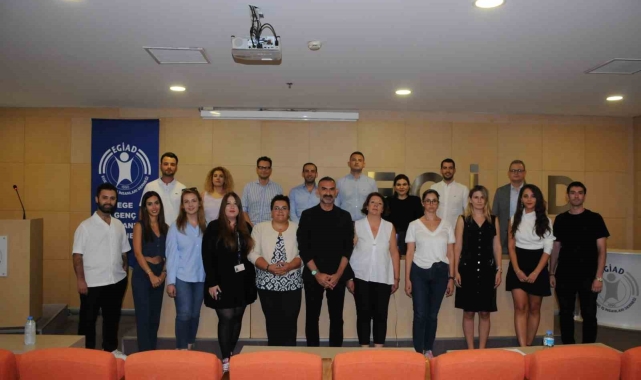 EGİAD liderleri yetiştiriyor