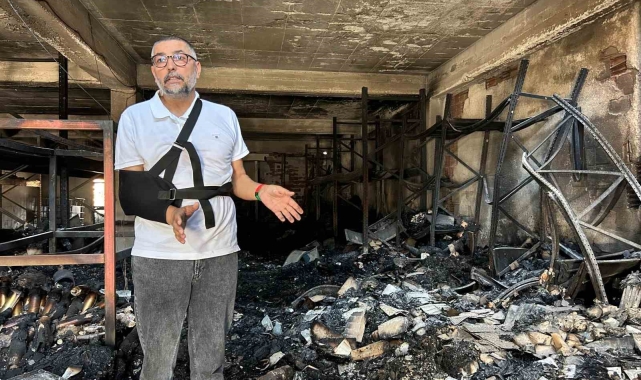 Ekmek teknesi yanan esnaf: "20 yıllık emeğimizin kül oluşunu izledik"