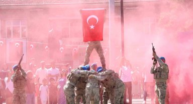 Elazığ'da 30 Ağustos Zafer Bayramı coşkusu