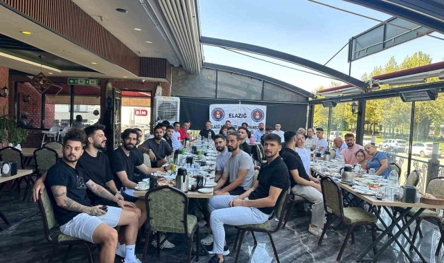 Elazığspor maç öncesi bir araya geldi