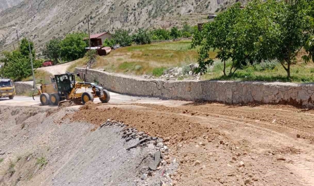 Erzurum'da heyelan kamerada