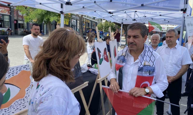Esenler'de Filistin için "Zulmü Fırçala 308. Gün" etkinliği düzenledi