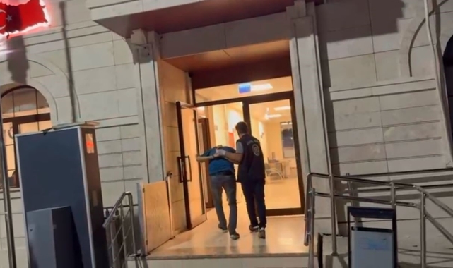 Esenyurt'ta 1'i polis 2 kişiyi yaralayarak dehşet saçan bıçaklı saldırgan tutuklandı