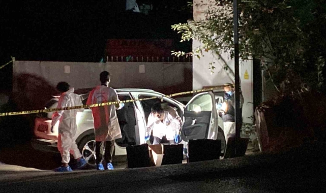 Esenyurt'ta otomobilde tartıştığı arkadaşını silahla vurdu: 1 ağır yaralı