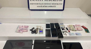 Esenyurt'ta polis, uyuşturucu madde ticareti yapan ve aranan şahıslara yönelik çalışma yapıldı