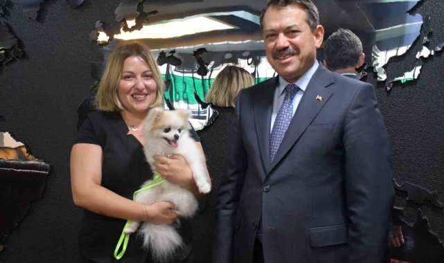 Eskişehir'de şiddet gören köpeği zabıt kâtibi sahiplendi