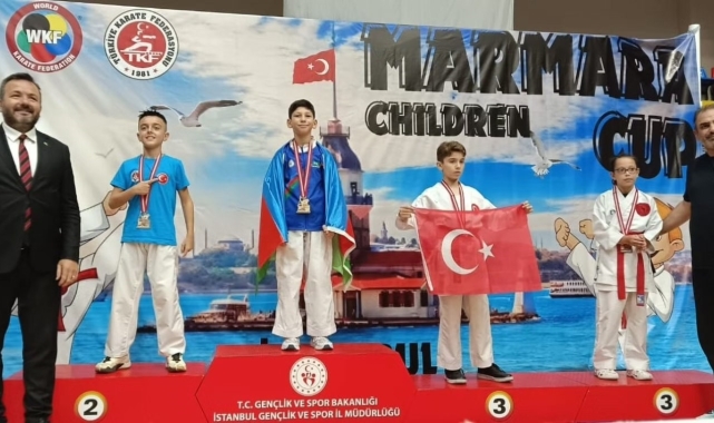 Eskişehirli gençler madalya ile döndü