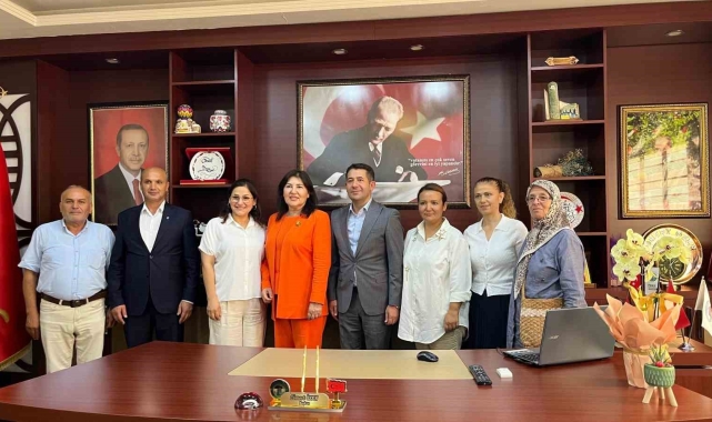 Feke Belediye Başkanı Özen, Tapan Bıçağını tanıtıyor