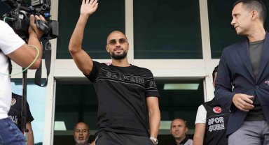 Fenerbahçe'nin yeni transferi Sofyan Amrabat İstanbul'da