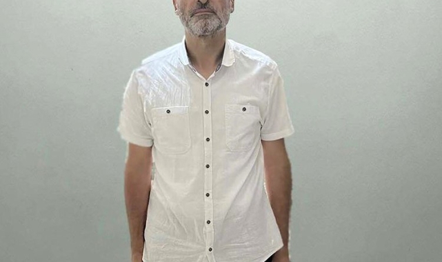FETÖ firarisi Adil Öksüz'ün kaçışına yardım eden kişi yakalandı