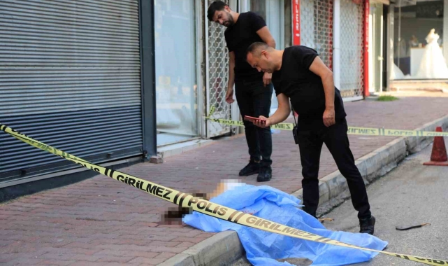 Genç kadın kaldırımda ölü bulundu, çatıda bulunan mektup olayın seyrini değiştirdi