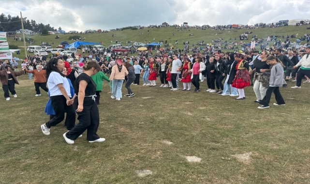 Giresun'da "31. Uluslararası Dereli Kümbet Kültür ve Sanat Festivali" düzenlendi