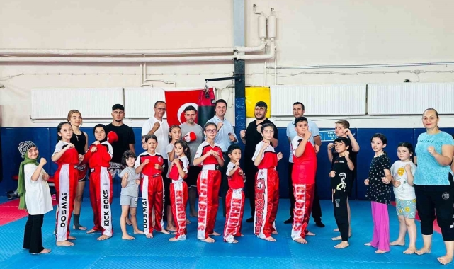 Gökler Beldesine yapılacak spor yatırımları görüşüldü