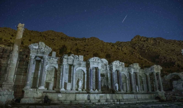 Gökyüzünün görsel şöleni Psidia'nın antik kentleriyle birleşti