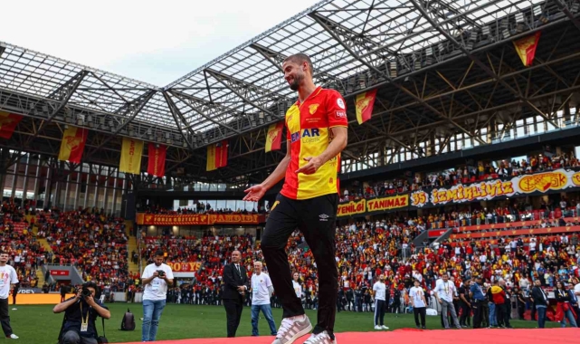 Göztepeli Lundqvist, Göteborg'a transfer oldu