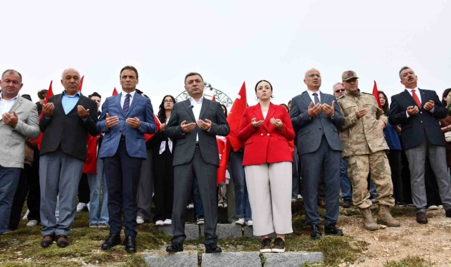 Gümüşhane'de gençler tarihi yerinde öğreniyor