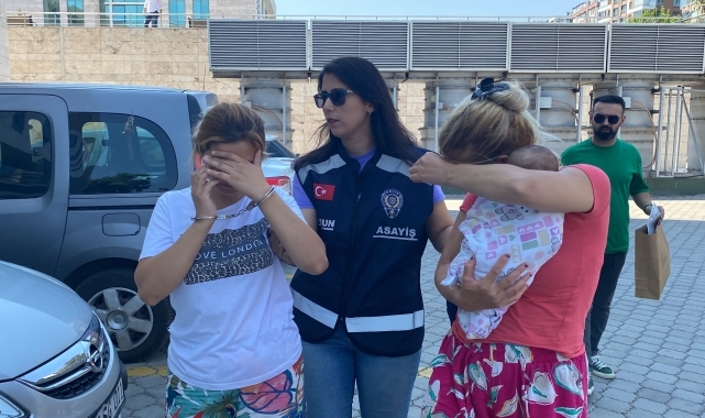 GÜNCELLEME - Samsun'da hırsızlık yaptıkları evden çıkarken yakalanan 2 kadın tutuklandı