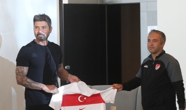Hakan Kutlu antrenör eğitimine konuk oldu