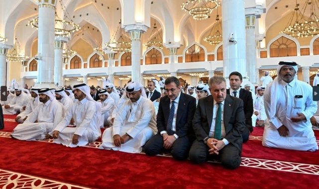 Haniye için Doha'da cenaze töreni