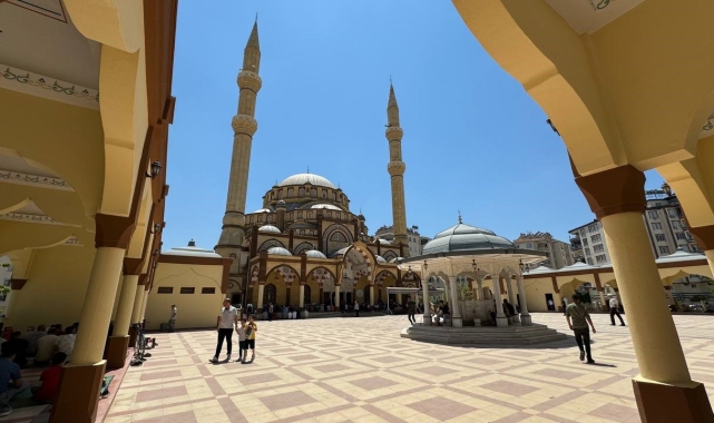 Haniye için Kilis'te giyabi cenaze namazı kılındı