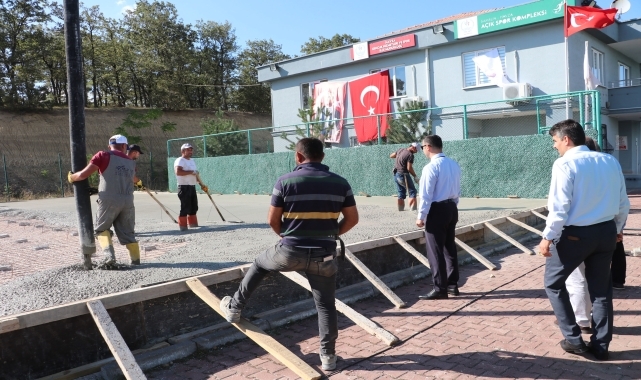 Havza'da antrenman salonu inşaatı ve tribün çatısı yapımı başladı