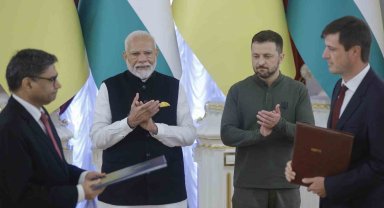 Hindistan Başbakanı Modi'den Ukrayna'ya tarihi ziyaret