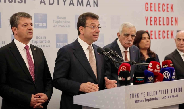 İmamoğlu'ndan depremden etkilenen 11 şehre destek sözü