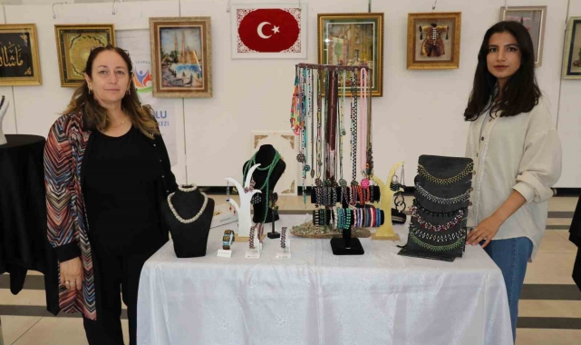 İpekyolu Gençlik Merkezinden yılsonu sergisi