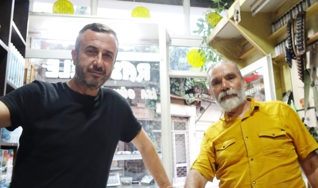 İş yerini saran sarmaşığın kökü nerede bulamıyorlar