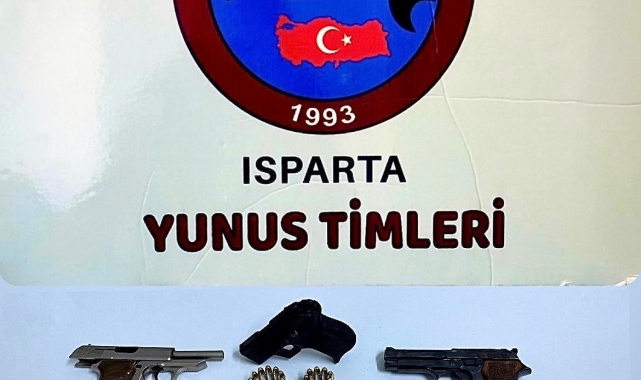 Isparta'da 387 şok uygulamada çok sayıda malzeme ele geçirildi