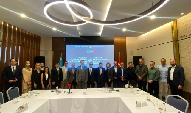 İstanbul'da Kazakistan ile Türkiye arasındaki ikili ilişkilerin güçlendirilmesi kapsamında dostluk toplantısı düzenlendi