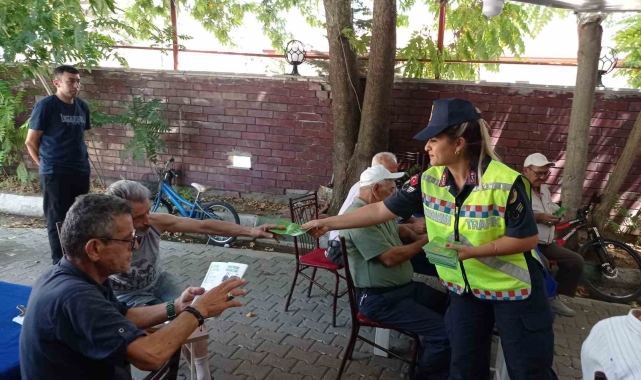 Jandarma Akseki'de trafik eğitimi verdi