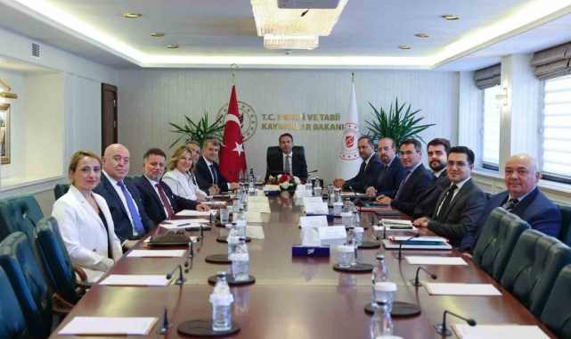 Jeotermal Enerji Derneği'nden, Bakan Bayraktar'a ziyaret