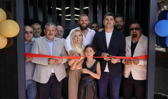 Kadir Yıldırım: "Ülkemizi temsil edecek sporcular yetiştirmek için buradayız"